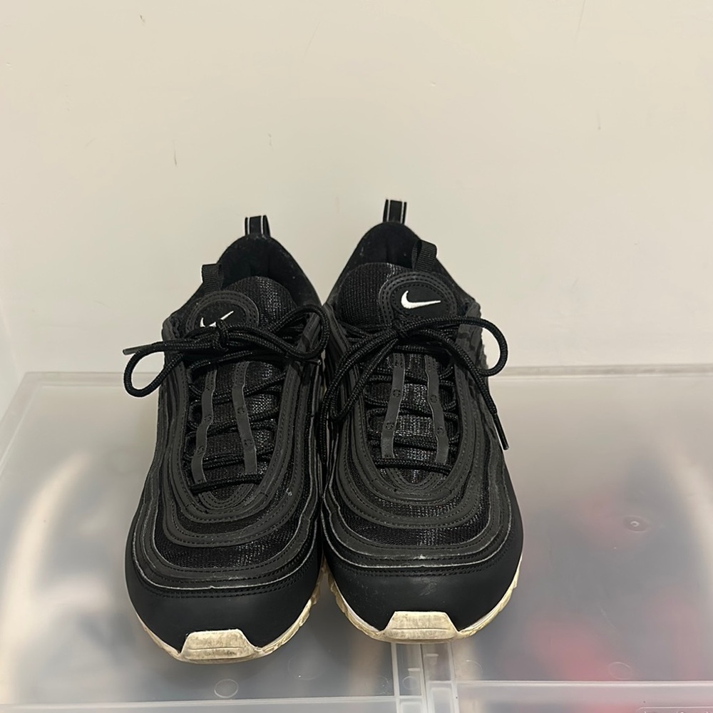 Nike mens Black Sneakers